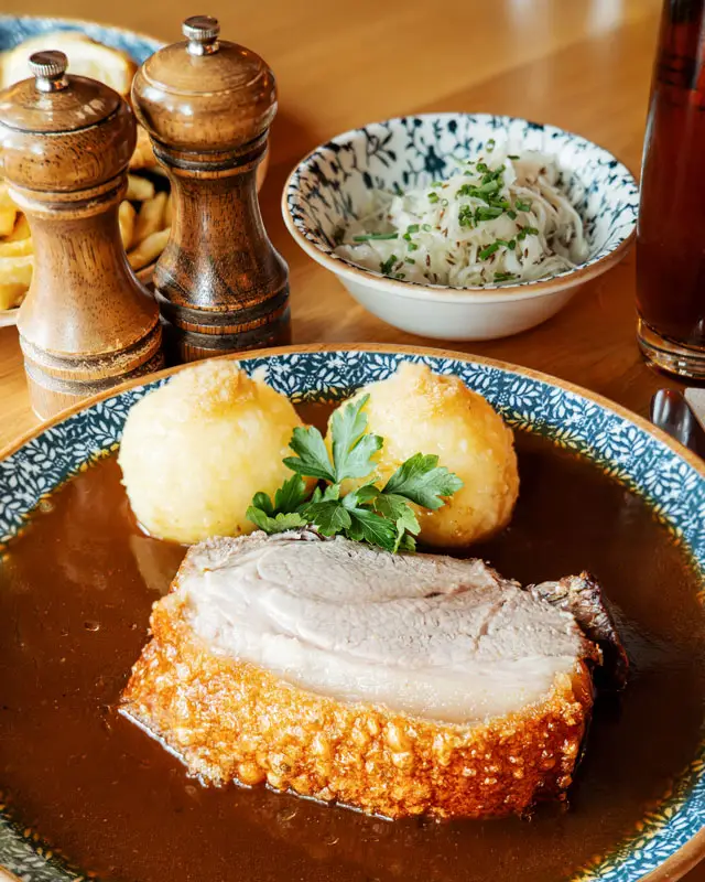 Schweinekrustenbraten